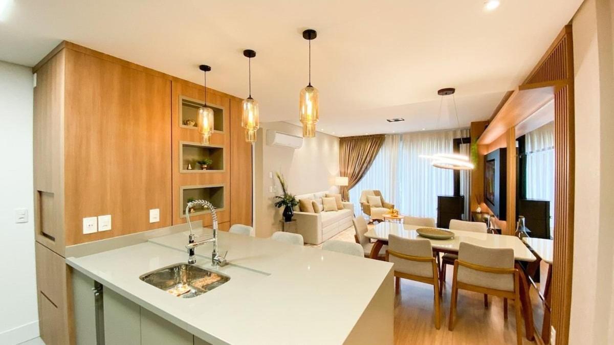 Rosa Edificio Vivere กาเนรา ภายนอก รูปภาพ